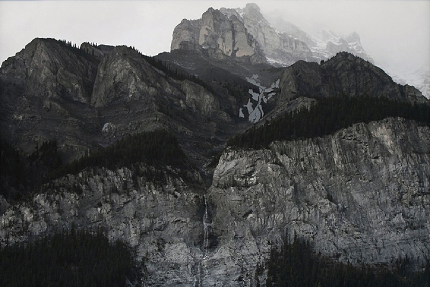 http://login.mirunadragan.com/files/gimgs/th-12_TheMountainsAreMirrors7.jpg