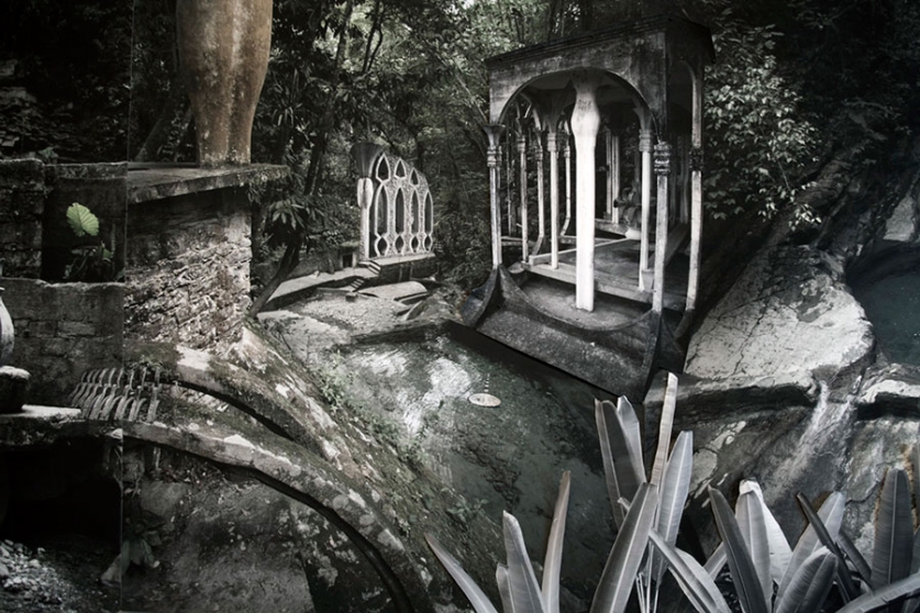 http://login.mirunadragan.com/files/gimgs/th-6_Dragan04-XilitlaForever_detail1-web_v2.jpg